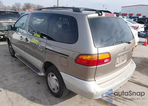 1998 Toyota Sienna Xle z USA, uszkodzony, nr VIN 4T3ZF13C5WU062094